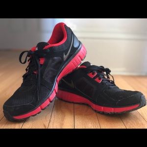 Nike Dual Fusion ST2